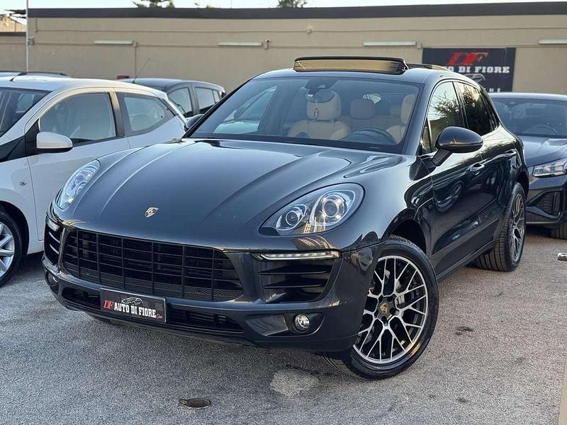 Usata 2017 Porsche Macan Sport SUV | 34.500 € (Ottimo prezzo) - Immagine 1/4