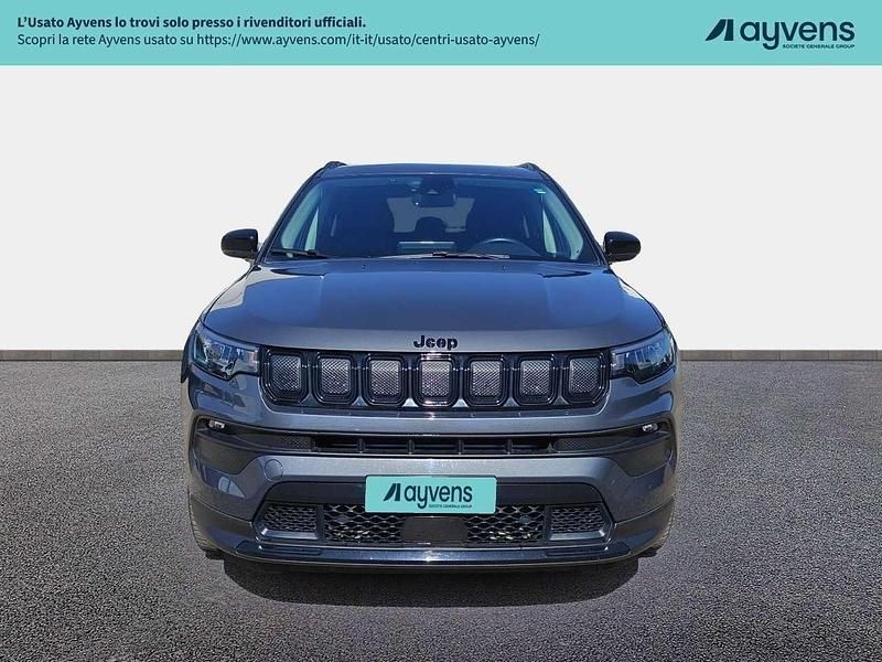 Usado Jeep Compass Night Eagle 131 CV (96 kW) 2023 Gris SUV
