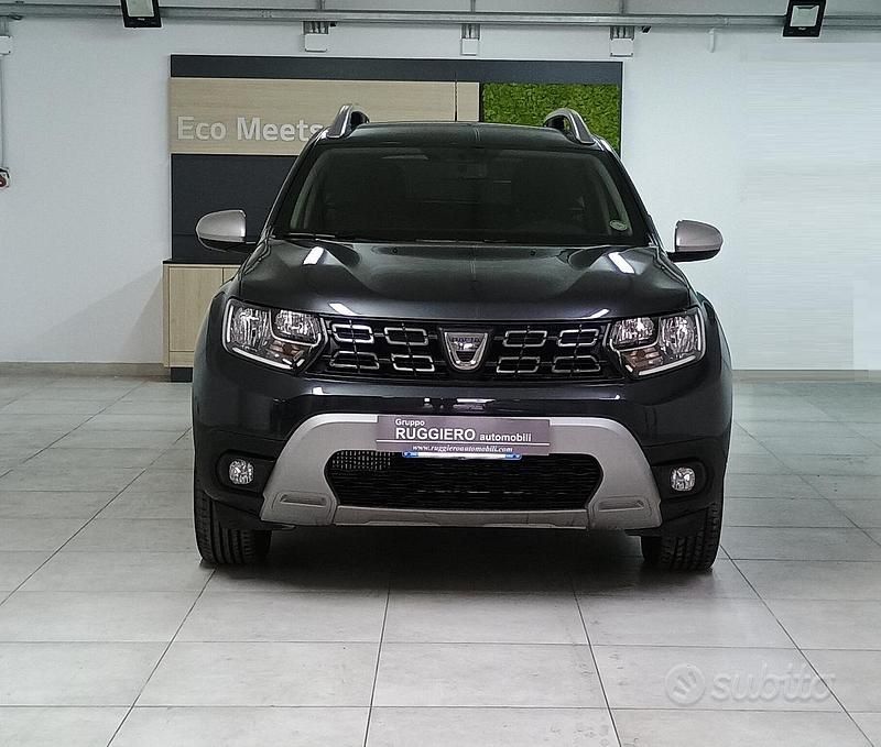 Usata Dacia Duster Prestige 100 CV (73 kW) 2020 Grigio SUV