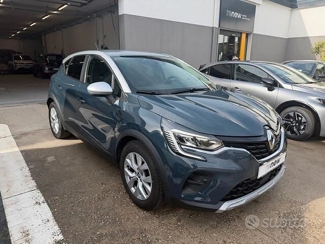 Blu scuro Usata 2021 Renault Captur Zen SUV | 16.900 € (Buon prezzo) - Immagine 1/4