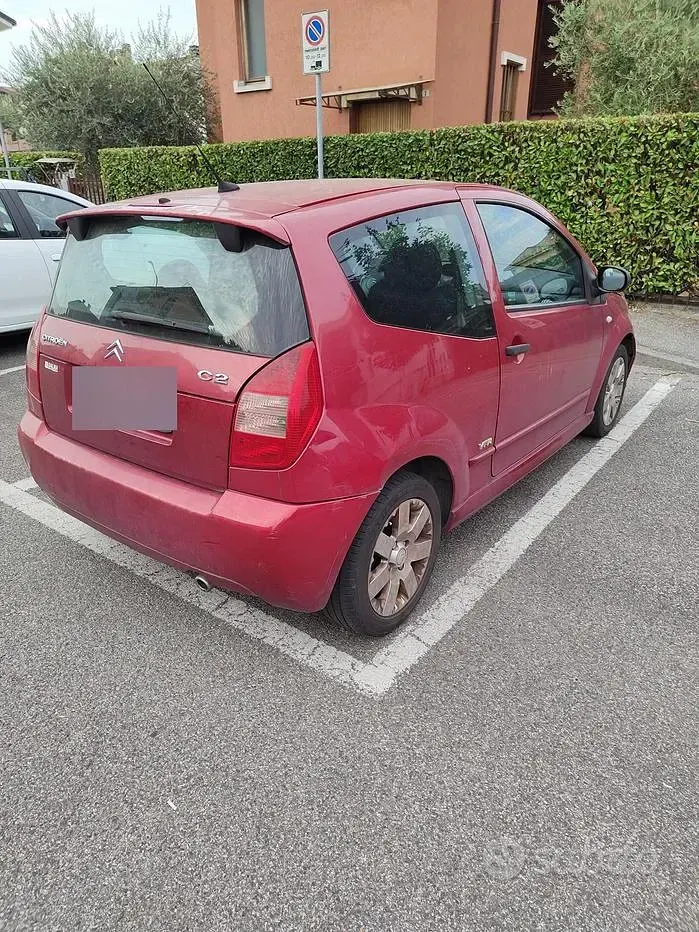 Usata Citroën C2 VTR Sport 68 CV (50 kW) 2005 Rosso Utilitaria
