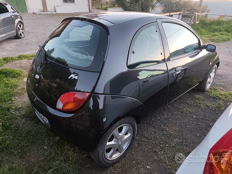 Usata Ford Ka 60 CV (44 kW) 1999 Nero Utilitaria