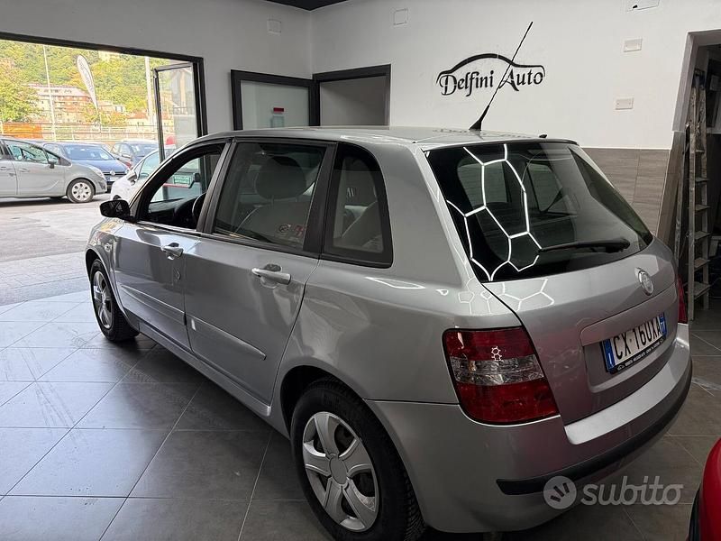 Usata Fiat Stilo Active 119 CV (87 kW) 2005 Grigio Berlina