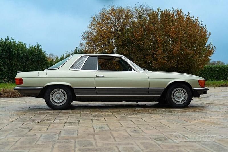 Usata Mercedes 500 239 CV (175 kW) 1984 Verde Coupé
