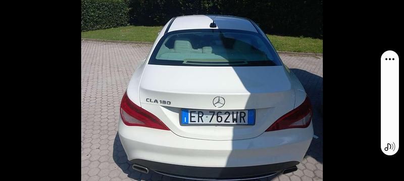 Usata Mercedes CLA180 Premium 122 CV (89 kW) 2013 Bianco Berlina