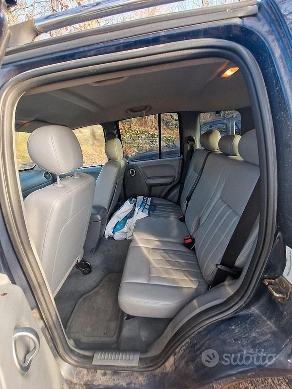 Occasion Jeep Cherokee 163 ch (119 kW) 2006 Bleue SUV