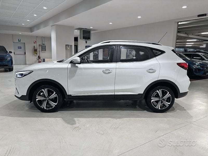 Usata MG ZS Comfort 106 CV (77 kW) 2023 Grigio SUV
