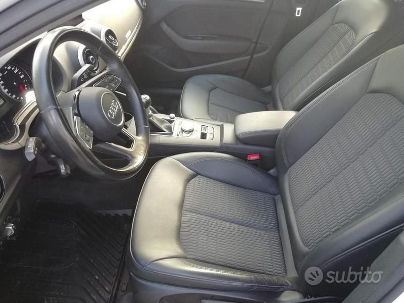 Usata Audi A3 Design 110 CV (80 kW) 2016 Bianco Berlina