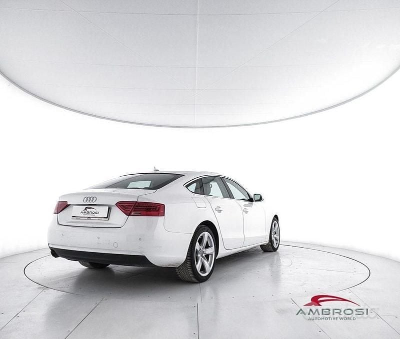 Begagnad Audi A5 177 HK (130 kW) 2014 Vit Sportkupé