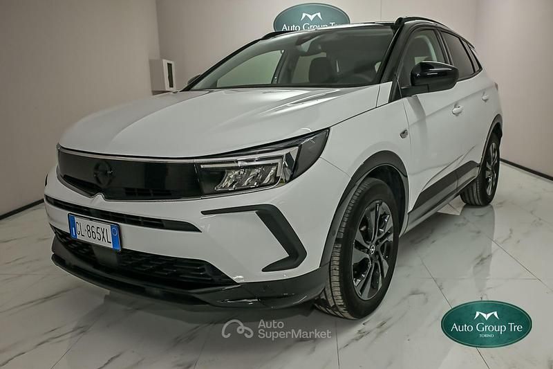 Usata Opel Grandland X GS Line 131 CV (96 kW) 2022 Bianco SUV