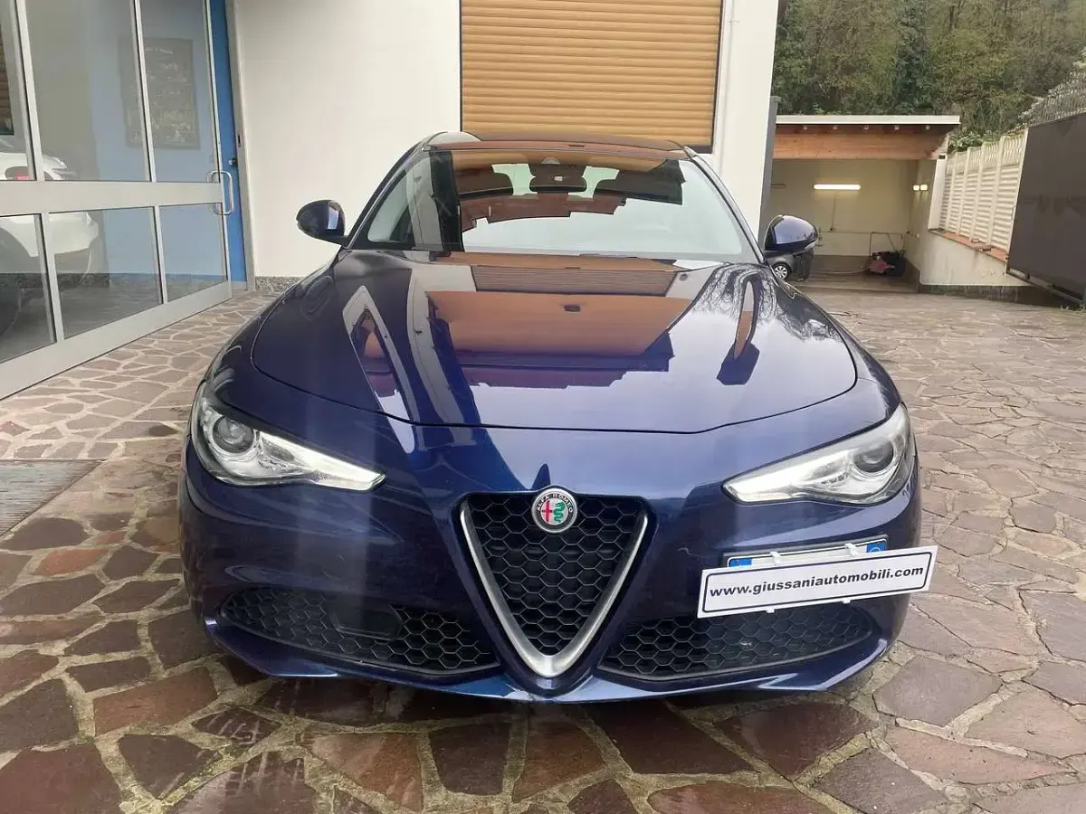 Gebraucht Alfa Romeo Giulia Business 160 PS (117 kW) 2019 Blau Limousine