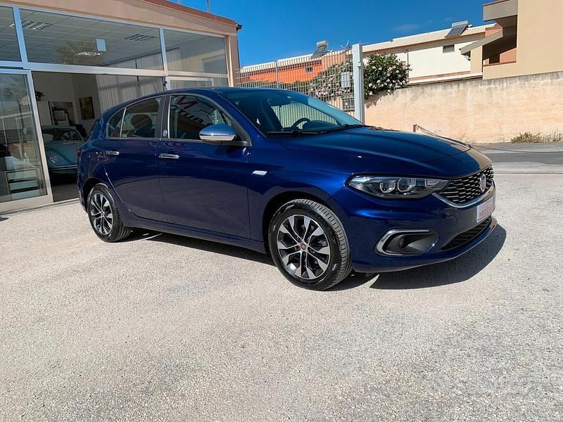 Usata Fiat Tipo Mirror 120 CV (88 kW) 2019 Blu/azzurro Berlina
