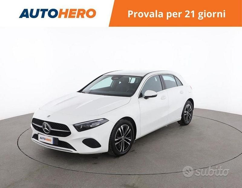 Grigio Usata 2023 Mercedes A180 Advanced Plus Berlina | 26.899 € (Super prezzo) - Immagine 1/2