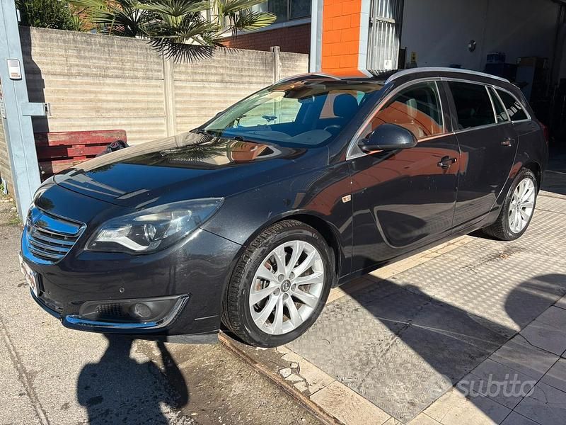 Usata Opel Insignia Cosmo 163 CV (119 kW) 2014 Nero Station wagon