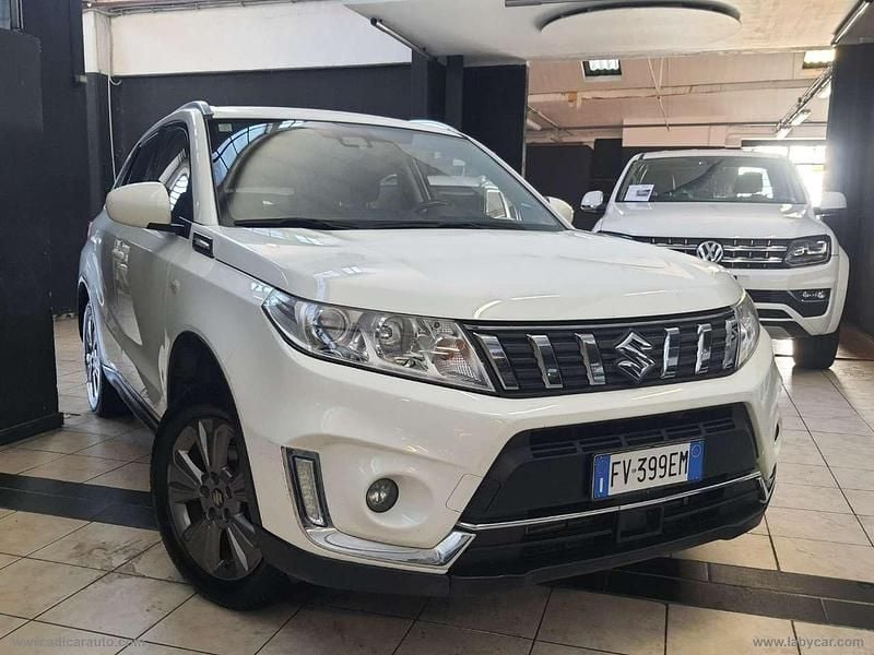 Usata Suzuki Vitara 111 CV (81 kW) 2019 Bianco SUV
