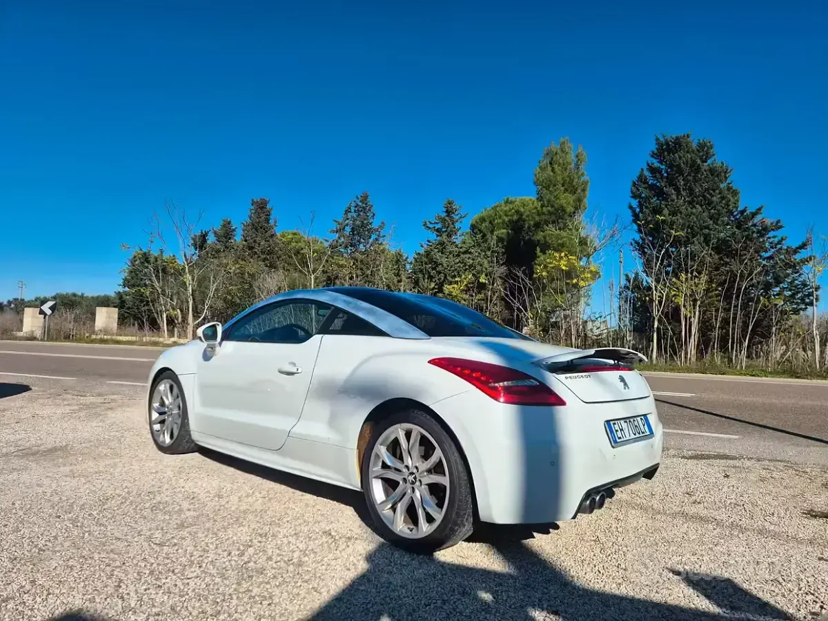 Usata Peugeot RCZ 156 CV (114 kW) 2011 Bianco Coupé