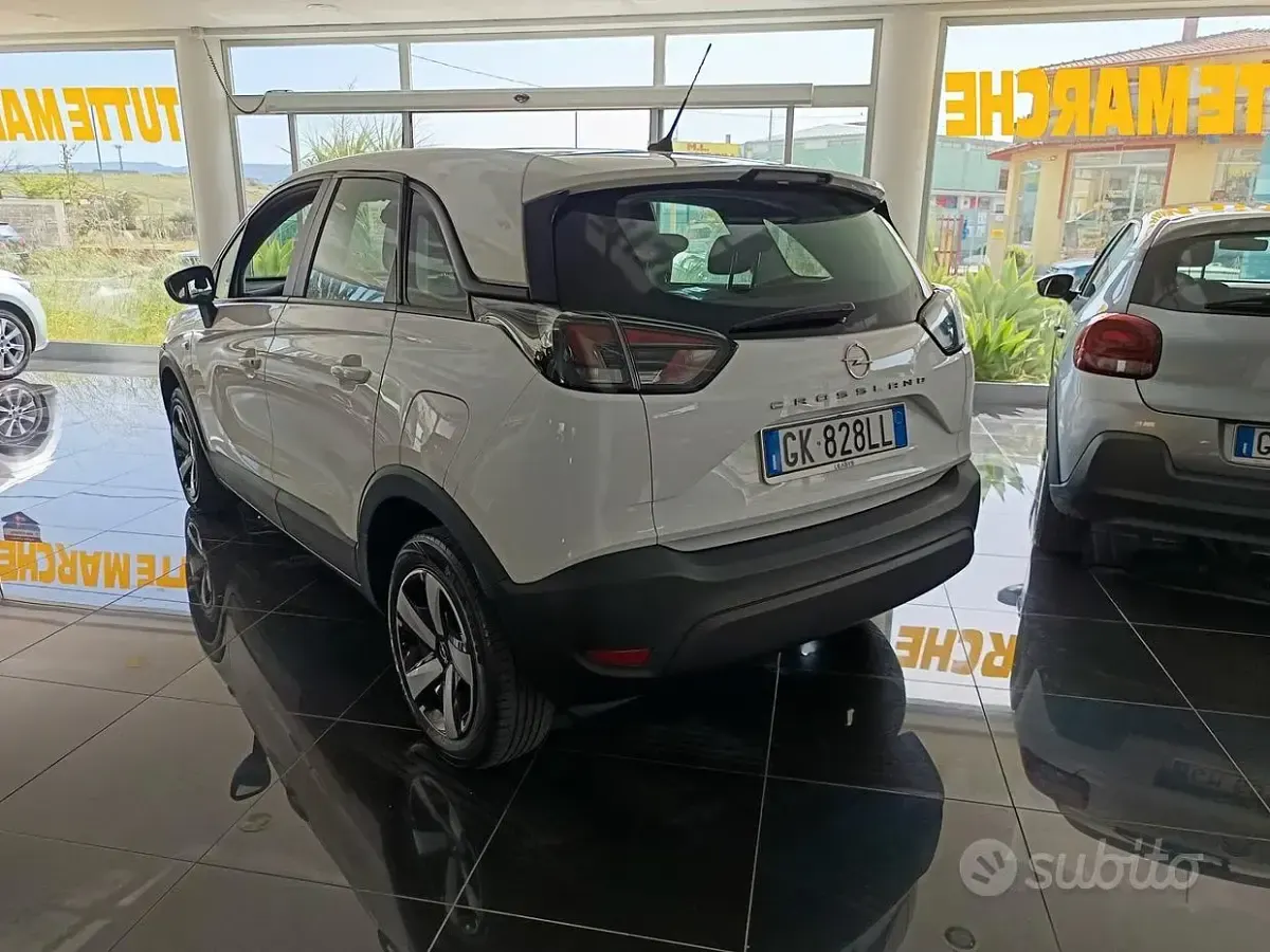 Usata Opel Crossland Elegance 110 CV (80 kW) 2022 Bianco SUV