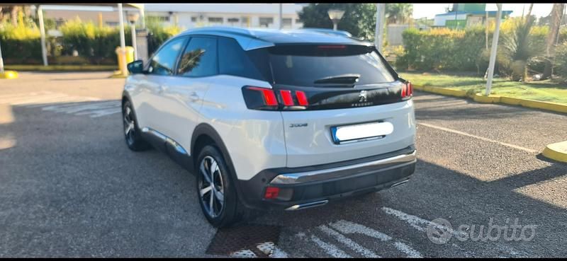 Usata Peugeot 3008 2018 Bianco SUV