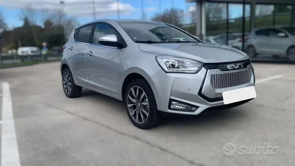 Nuova EVO Evo 3 107 CV (78 kW) 2026 Grigio SUV
