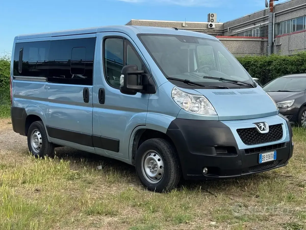 Usata Peugeot Boxer 120 CV (88 kW) 2010 Blu Furgone