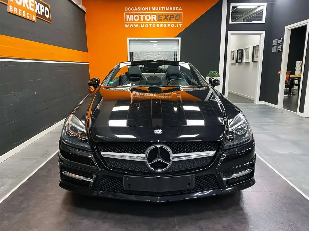 Usata Mercedes SLK250 AMG line 204 CV (150 kW) 2011 Designo black Cabrio