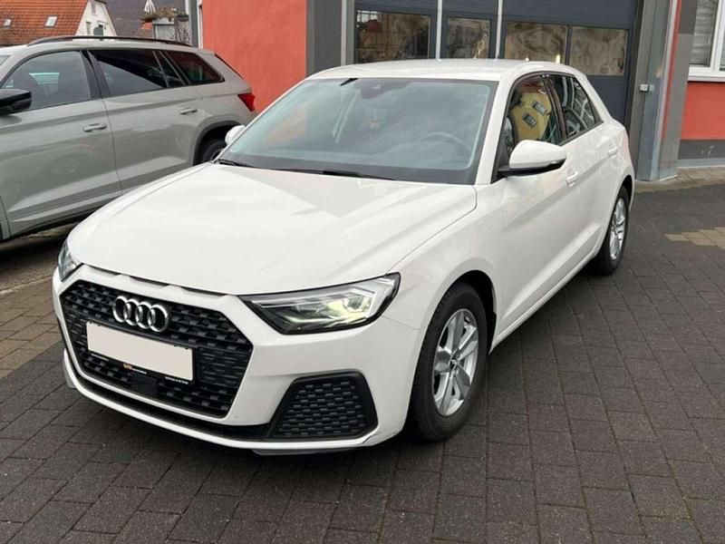Usata Audi A1 Business 95 CV (69 kW) 2020 Bianco SUV