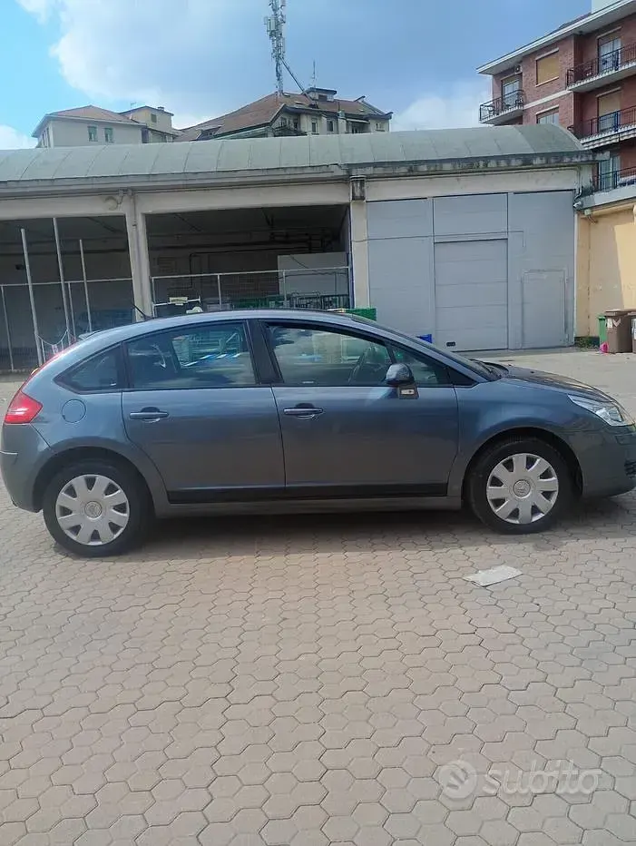 Usata Citroën C4 109 CV (80 kW) 2006 Grigio Berlina