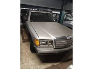 Usata Mercedes 300 125 CV (91 kW) 1982 Grigio Berlina
