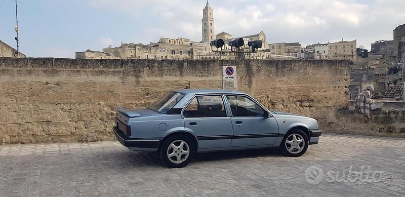 Usata Opel Ascona 75 CV (55 kW) 1982 Blu Berlina