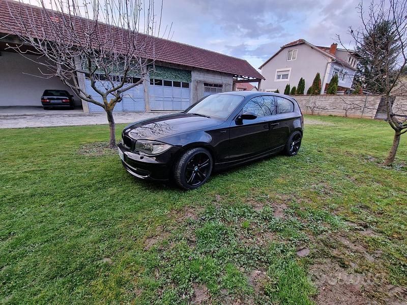 Usata BMW 120 2008 Nero Utilitaria