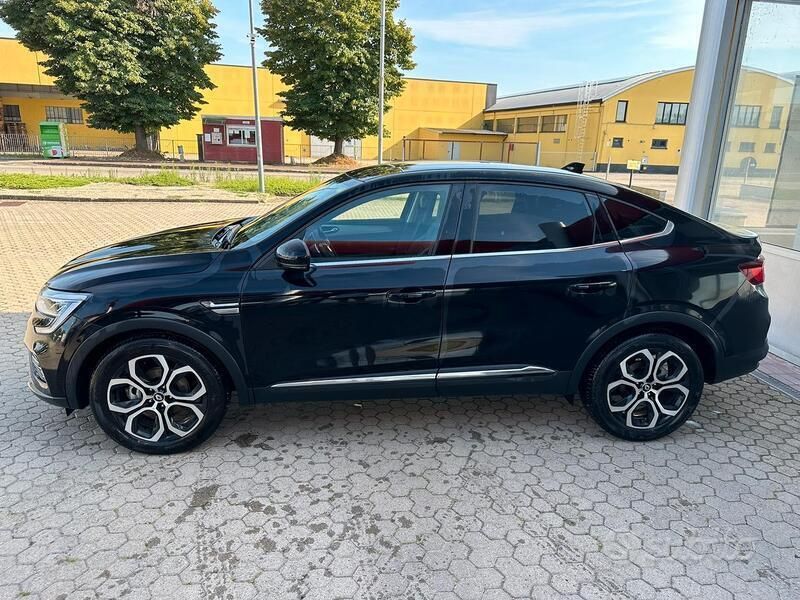 Usata Renault Arkana 145 CV (106 kW) 2023 Nero SUV