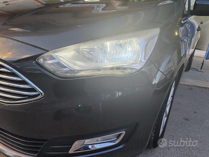 Occasion Ford C-MAX Titanium 120 ch (88 kW) 2017 Gris Monospace