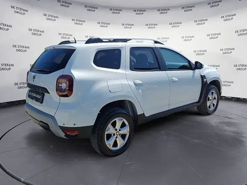 Käytetty Dacia Duster Prestige 116 HP (85 kW) 2020 Valkoinen Katumaasturi