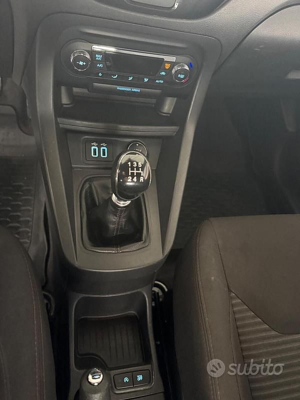 Usata Ford Ka Active 95 CV (69 kW) 2018 Bianco Berlina