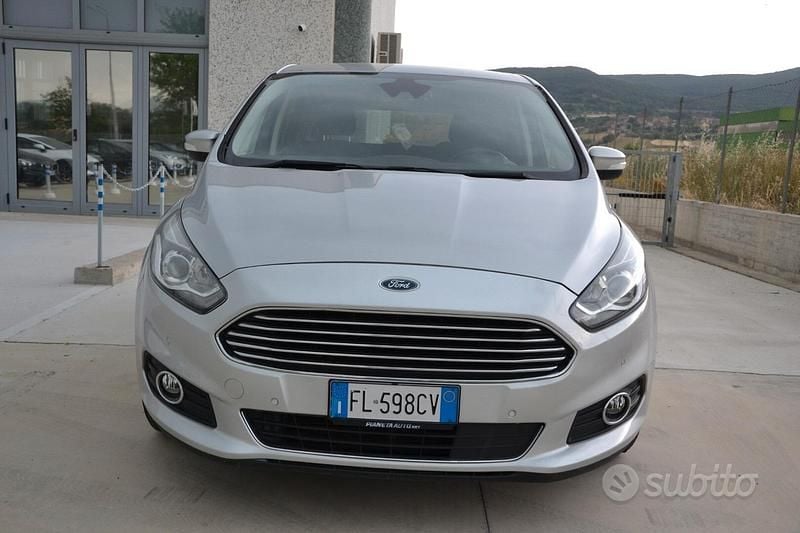 Usata Ford S-MAX S 150 CV (110 kW) 2017 Grigio Monovolume