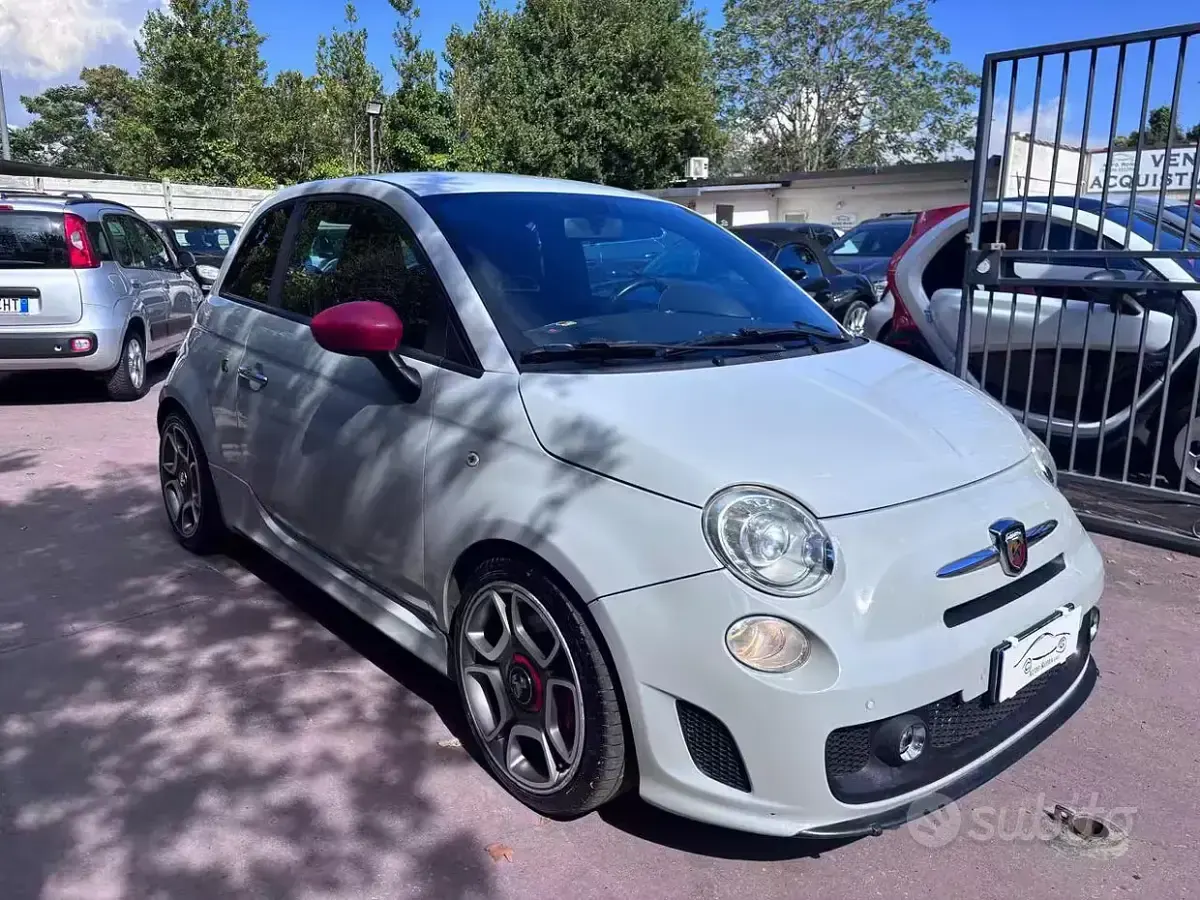 Usata Abarth 595 160 CV (117 kW) 2012 Grigio campovolo Utilitaria