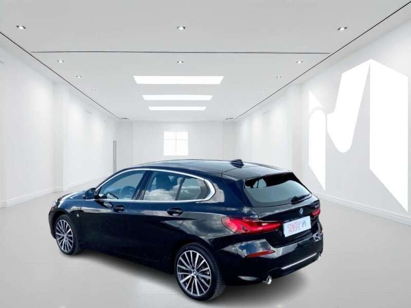 Usata BMW 120 Sport Line 178 CV (130 kW) 2020 Nero Utilitaria