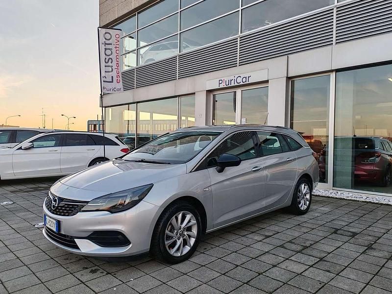 Argento Usata 2022 Opel Astra Station wagon | 12.300 € (Ottimo prezzo) - Immagine 1/4
