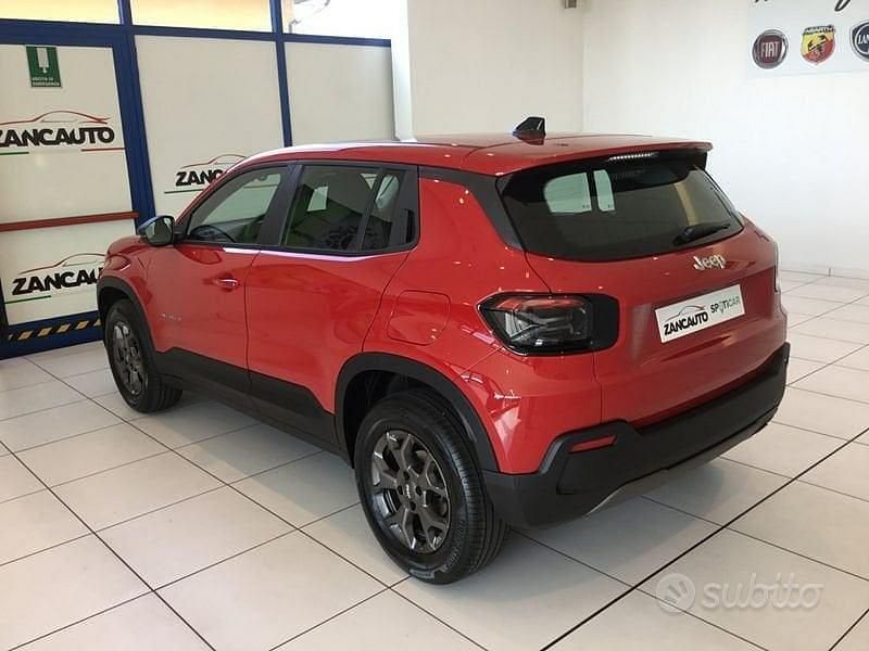 Nuova Jeep Avenger Longitude 101 CV (74 kW) 2025 Rosso SUV