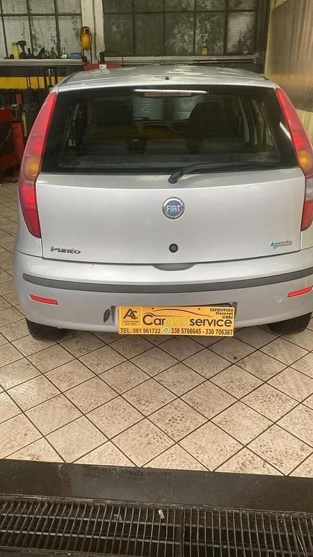 Usata Fiat Punto Classica 59 CV (43 kW) 2007 Grigio Utilitaria