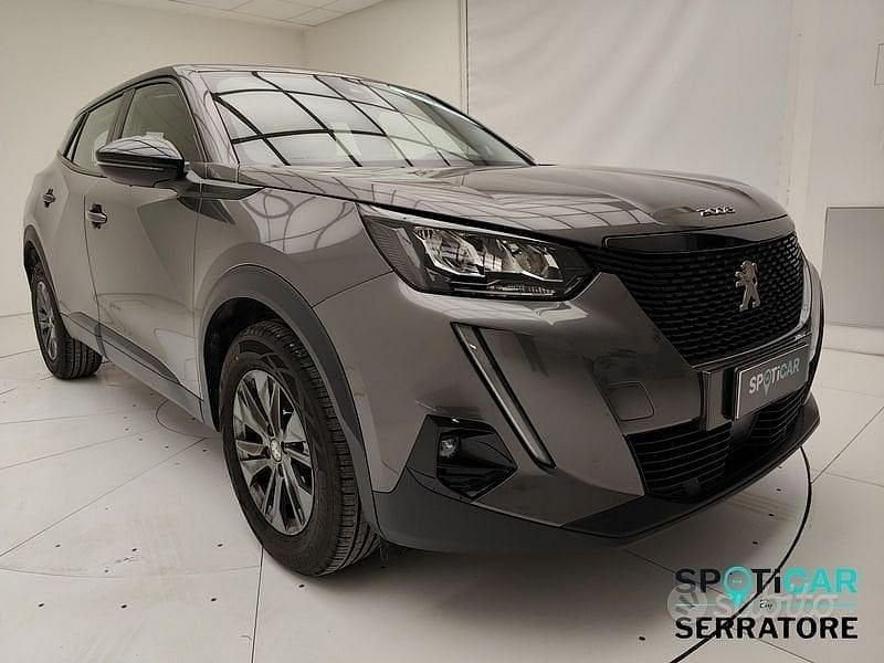Usata Peugeot 2008 Active 102 CV (75 kW) 2022 Grigio SUV