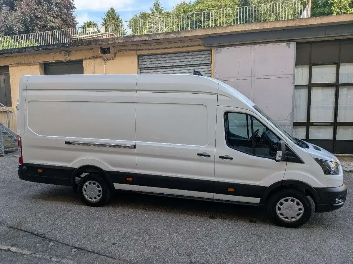 Usata Ford Transit Trend 170 CV (125 kW) 2022 Bianco Furgone