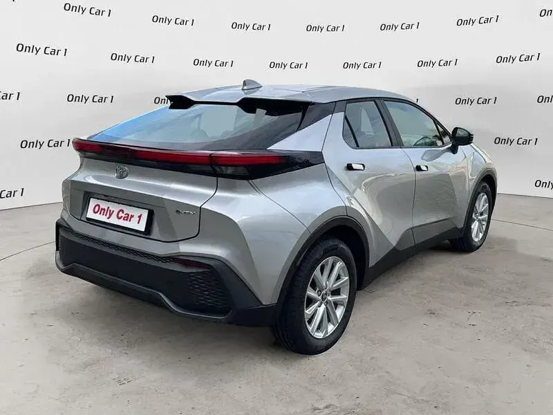 Nuova Toyota C-HR Active 140 CV (102 kW) 2026 Argento SUV