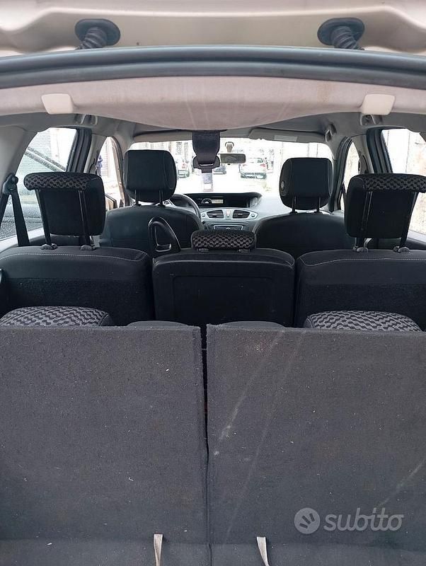 Usata Renault Scénic III 150 CV (110 kW) 2011 Monovolume