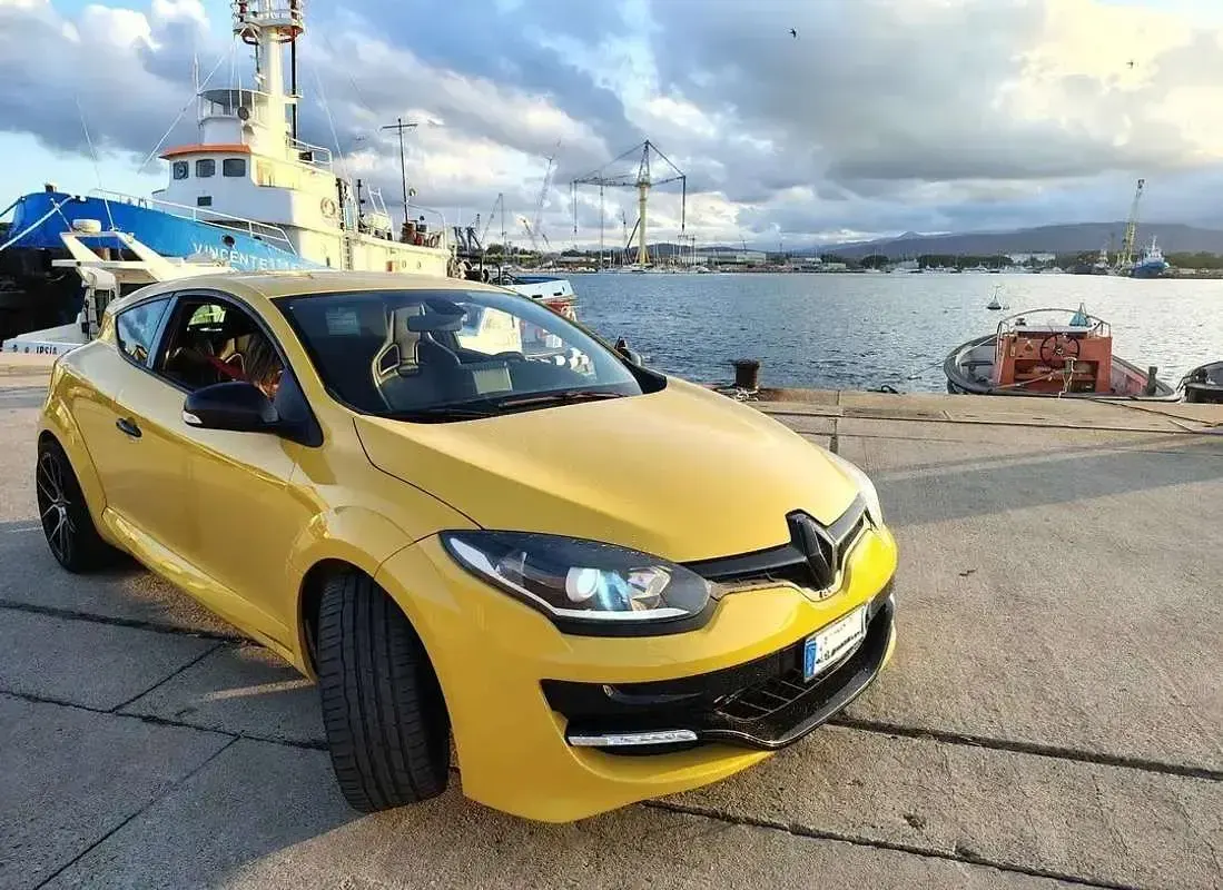 Usata Renault Mégane Coupé R.S. 250 CV (183 kW) 2010 Giallo Coupé