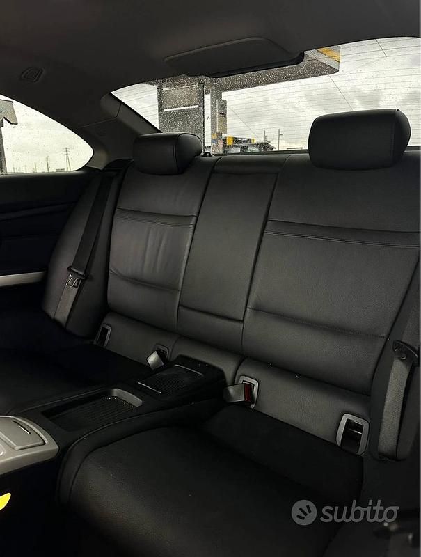 Usata BMW 320 M Sport 2010 Grigio Coupé