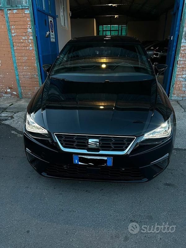 Usata Seat Ibiza FR 95 CV (69 kW) 2023 Nero Utilitaria