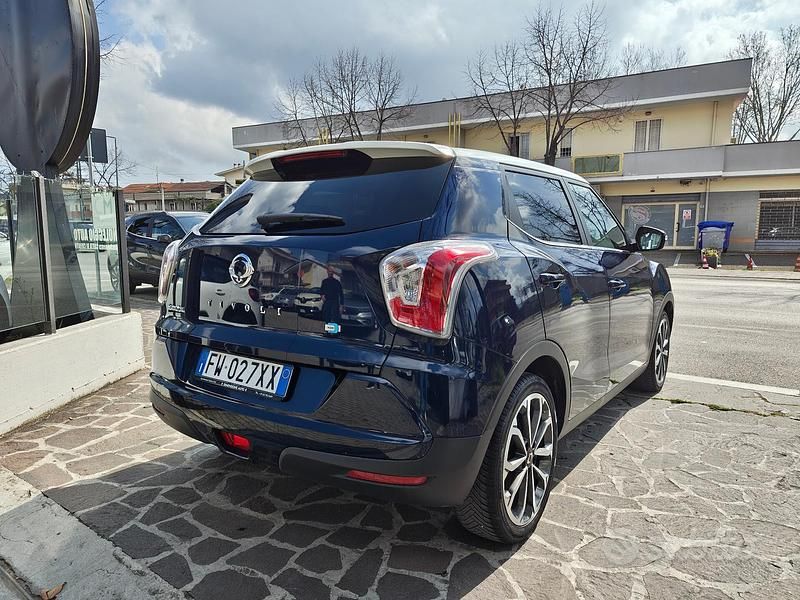 Usata Ssangyong (KGM) Tivoli 115 CV (84 kW) 2019 Blu SUV