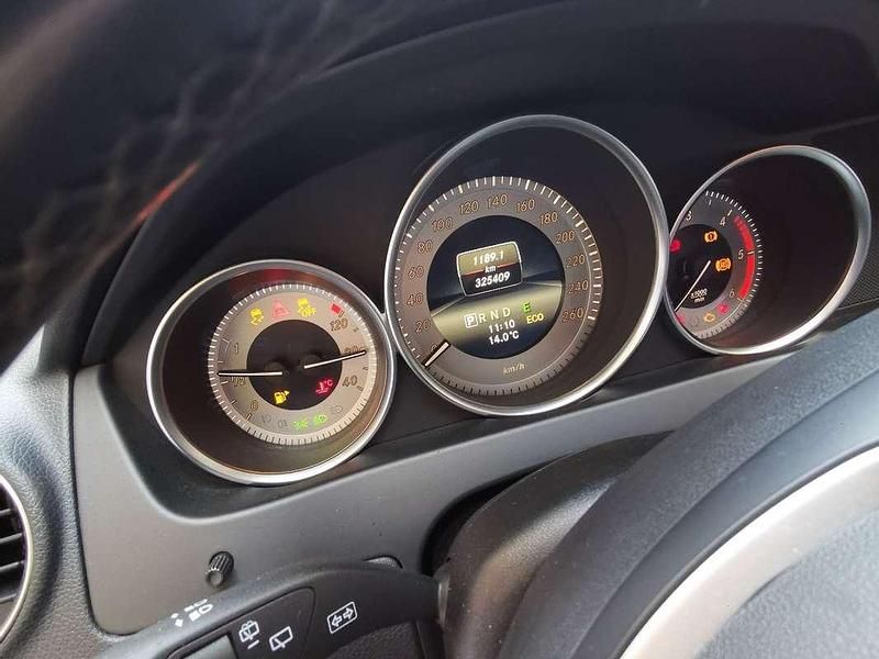 Usata Mercedes C220 Elegance 170 CV (125 kW) 2014 Grigio Station wagon