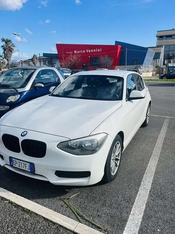 Usata BMW 116 116 CV (85 kW) 2012 Bianco Utilitaria